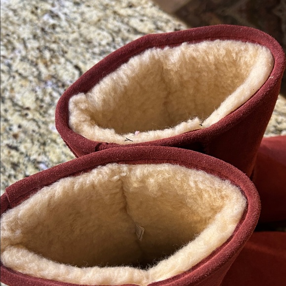 BearPaw Women's Burgundy Suede Winter Boots - Picture 6 of 15